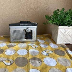 Vintage Panasonic Mini Cassette RQ-L31 voice recorder
